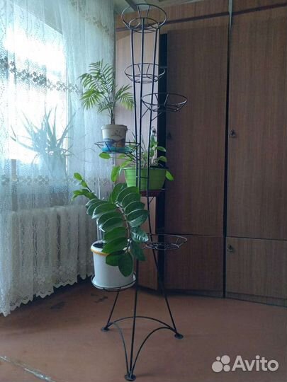 Подставка для цветов