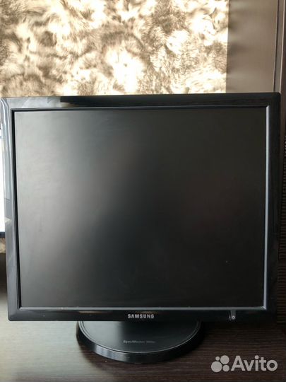 Монитор samsung SyncMaster 960BF