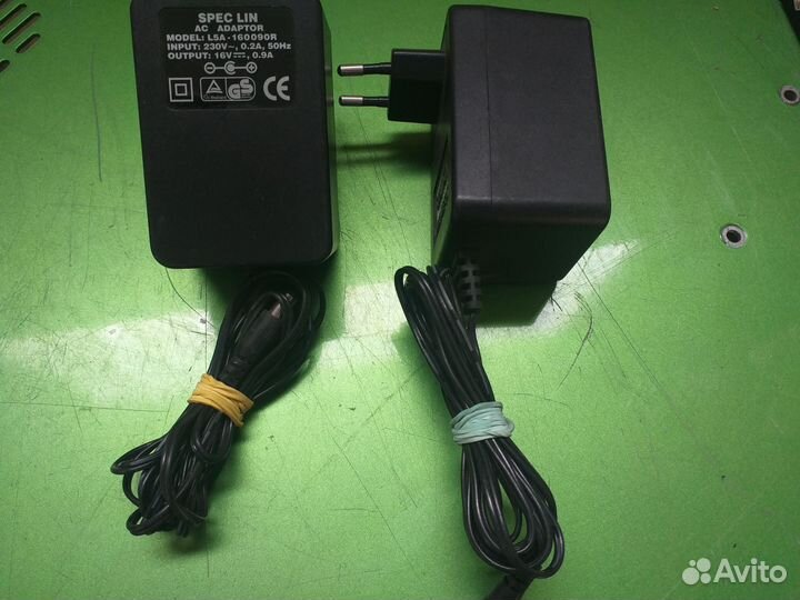 Адаптер spec LIN L5A-160090R 16V 0,9 А