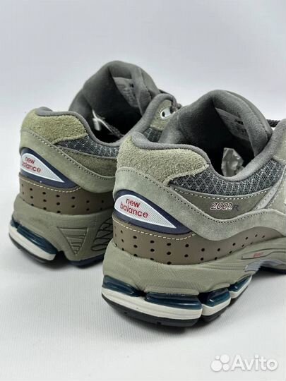 Кроссовки New Balance 2002RVA