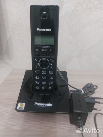 Телефон panasonic