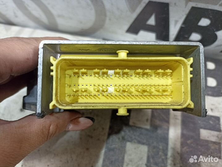 Блок управления airbag Volkswagen Golf 5