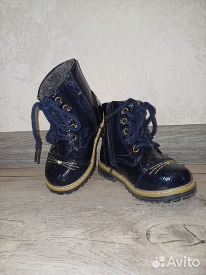 Ботинки демисезонные для девочки 23 размер