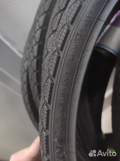 Велопокрышка 24 x 1.75 с жесткими бортами B'twin