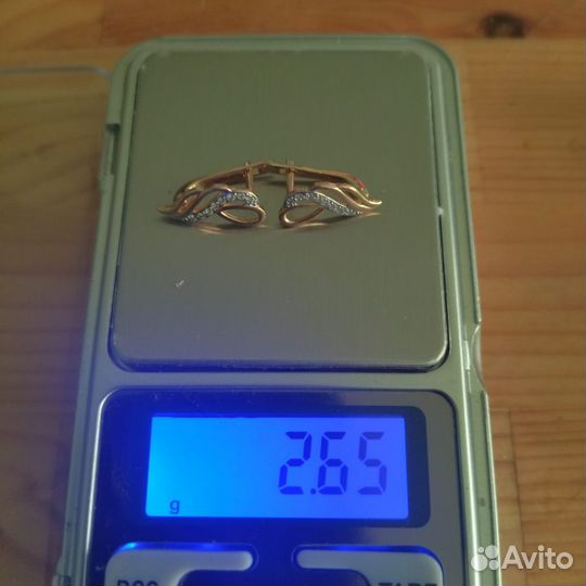 Золотые серьги