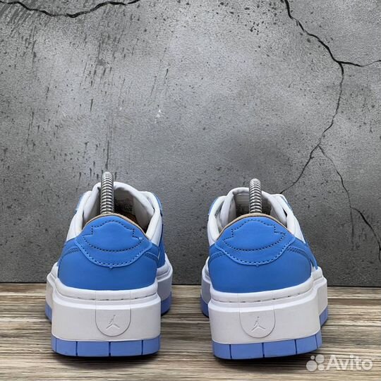 Кроссовки женские Nike Air Jordan 1 low