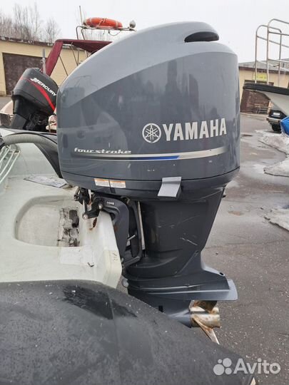 Мотор Yamaha 225