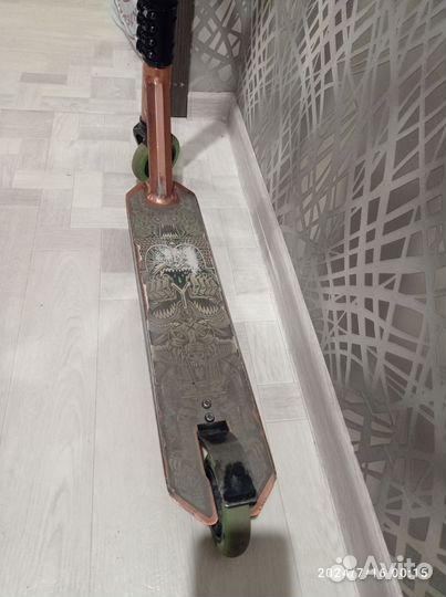 Трюковой самокат