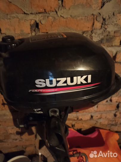 Лодка, мотор