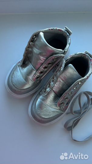 Высокие кеды, кроссовки, ботинки 26 размер