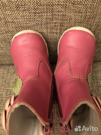 Сапожки для девочки