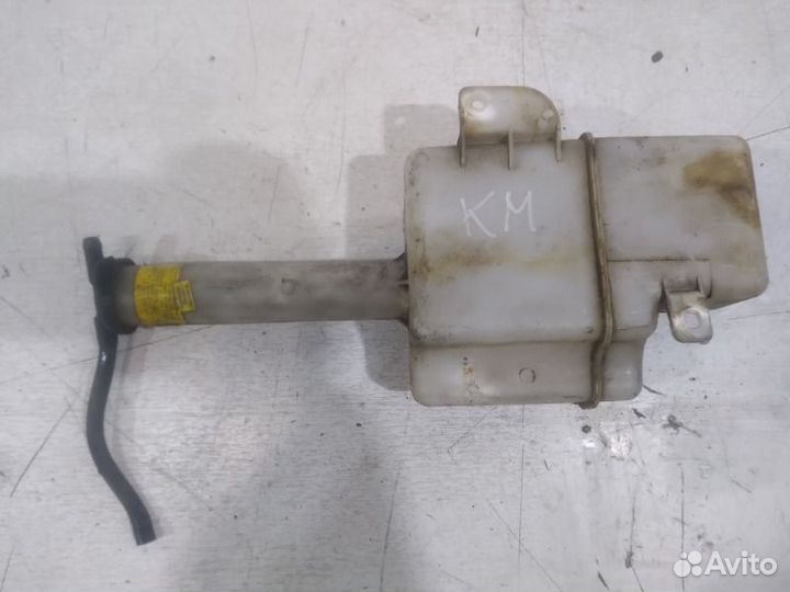 Бачок омывателя передний Hyundai Sonata 4