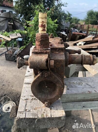 Ручной насос