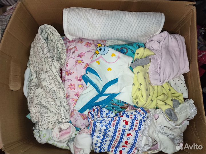 Коробка вещей для девочки с рождения