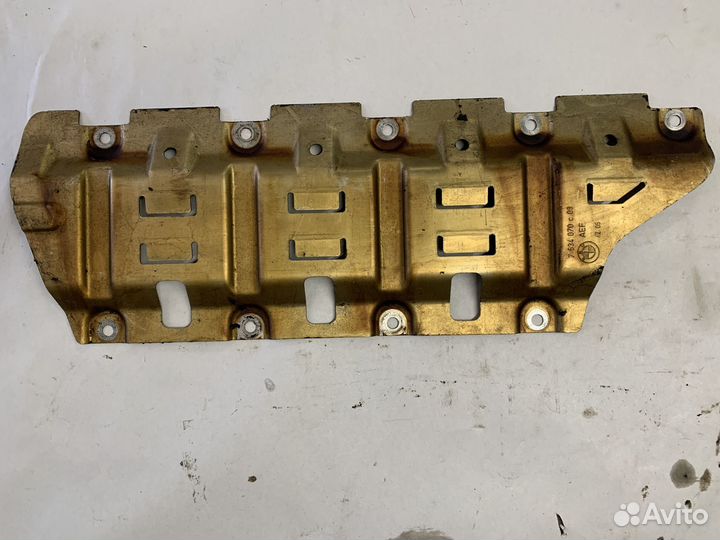 Маслоотражательная пластина на bmw, 7534070