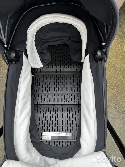 Люлька Cybex Priam IV / цвет Deep Black