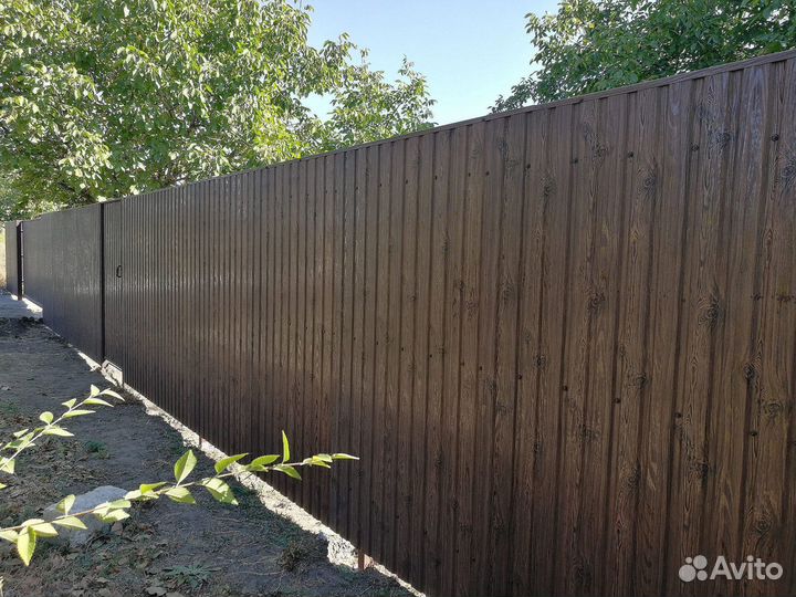 Заборы из профнастила