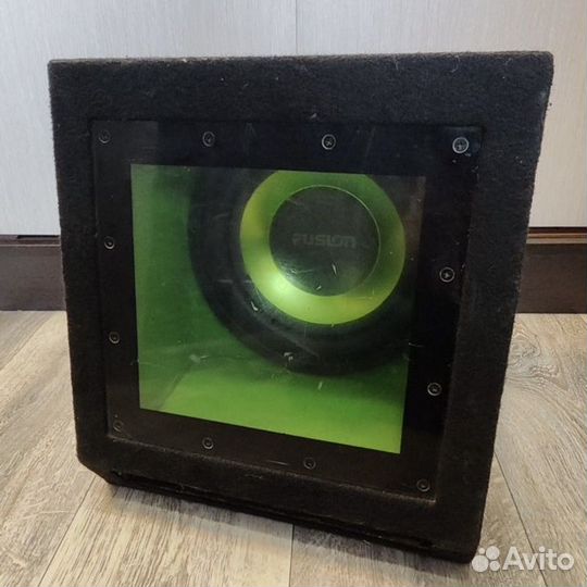 Активный сабвуфер