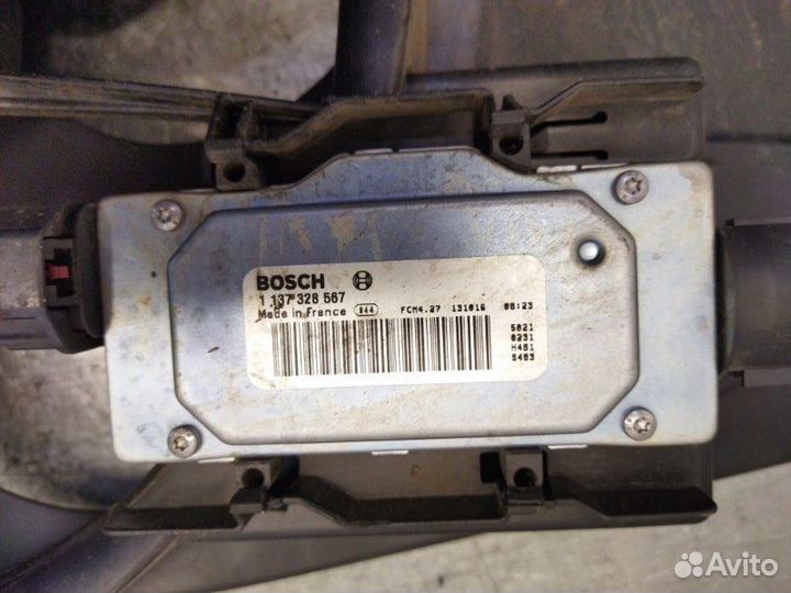 Вентилятор охлаждения радиатора Ford Focus 3