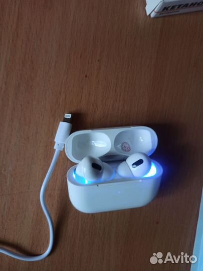 Беспроводные наушники новые