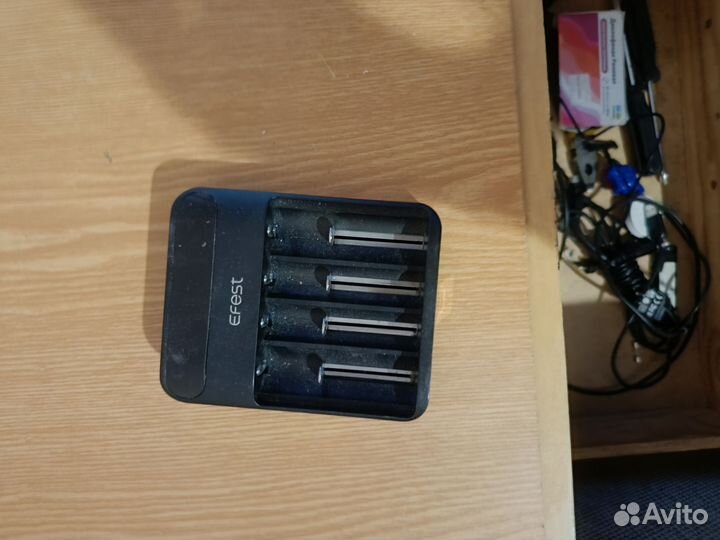 Зарядное устройство для аккумуляторных батареек