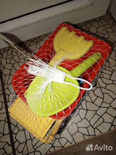 Игрушка грузовик