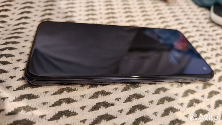 Samsung Galaxy S10e, 6/128 ГБ