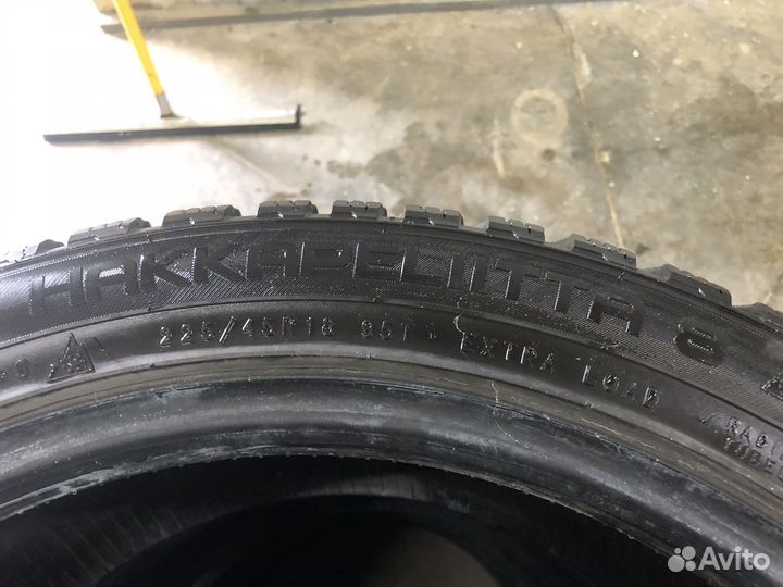 Nokian Tyres Hakkapeliitta 8 225/45 R18 и 245/40 R18 95T