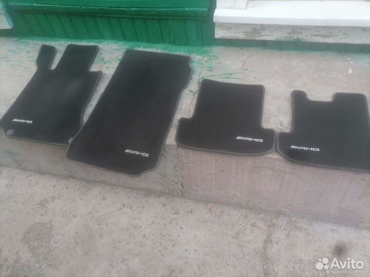 Продам коврики AMG