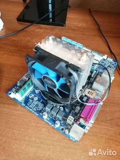 Материнская плата с процессором i3