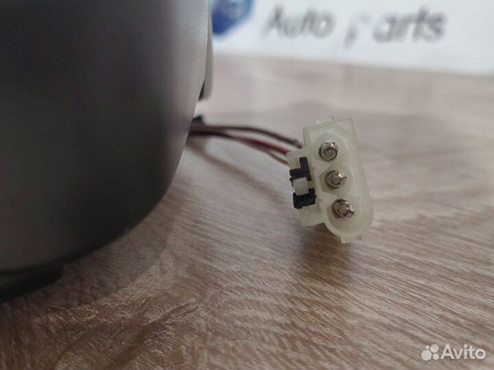 Подстаканник Bmw 5 F10 N52B25 2011