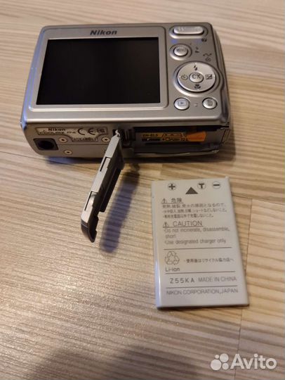 Компактный фотоаппарат мыльница Nikon