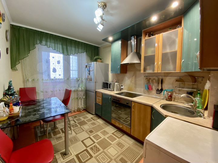 2-к. квартира, 55 м², 6/10 эт.