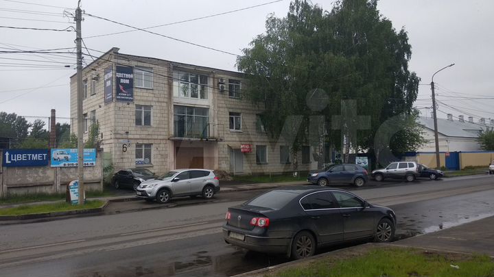 Помещение свободного назначения, 1050 м²