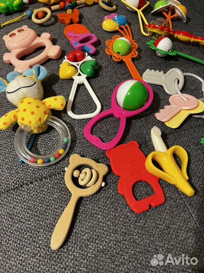 Игрушки для новорожденных пакетом