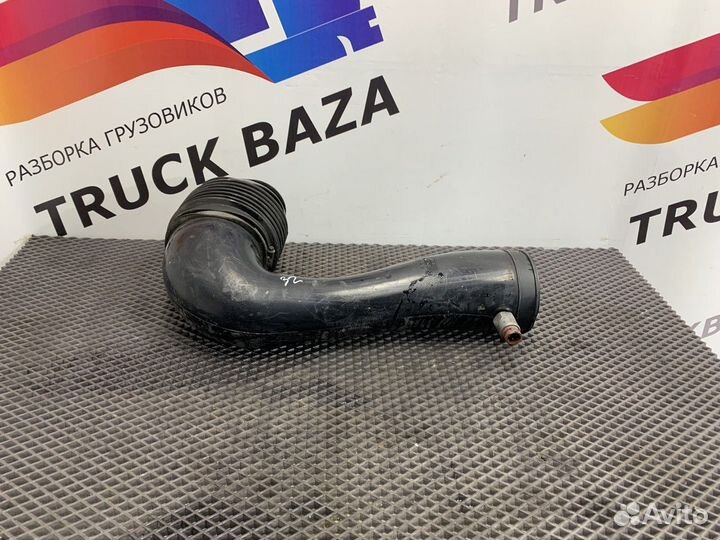 81082010404 Патрубок воздушного фильтра