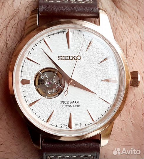 Часы Seiko Presage белые механические