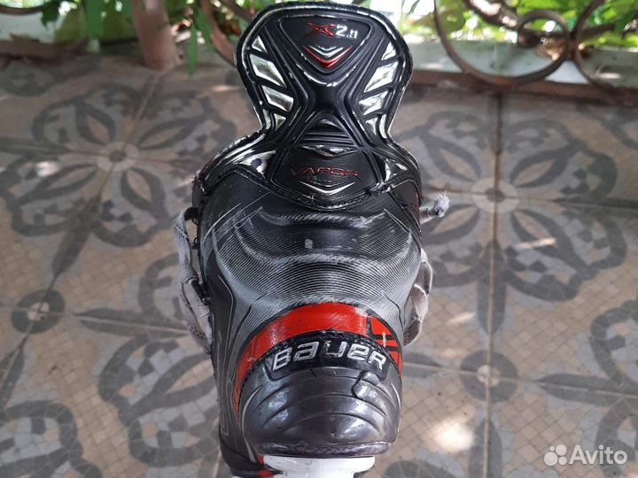 Хоккейные коньки bauer vapor