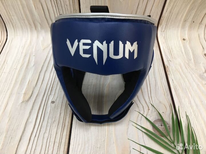 Боксерский шлем Venum