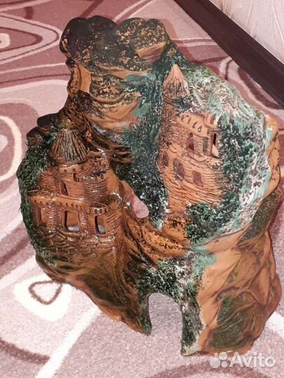 Замок для аквариума