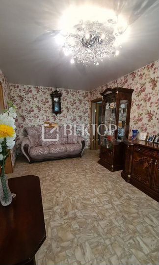 2-к. квартира, 46 м², 4/4 эт.