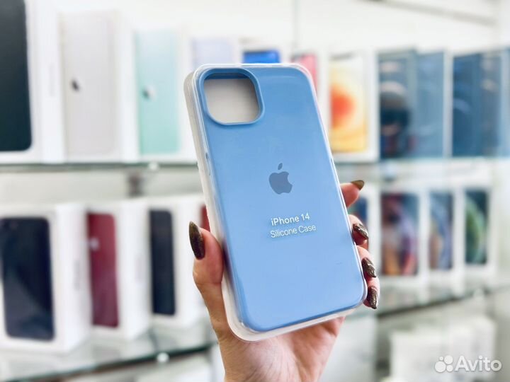 Чехол на iPhone 14, голубой