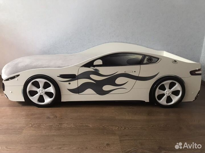 Кровать-машина