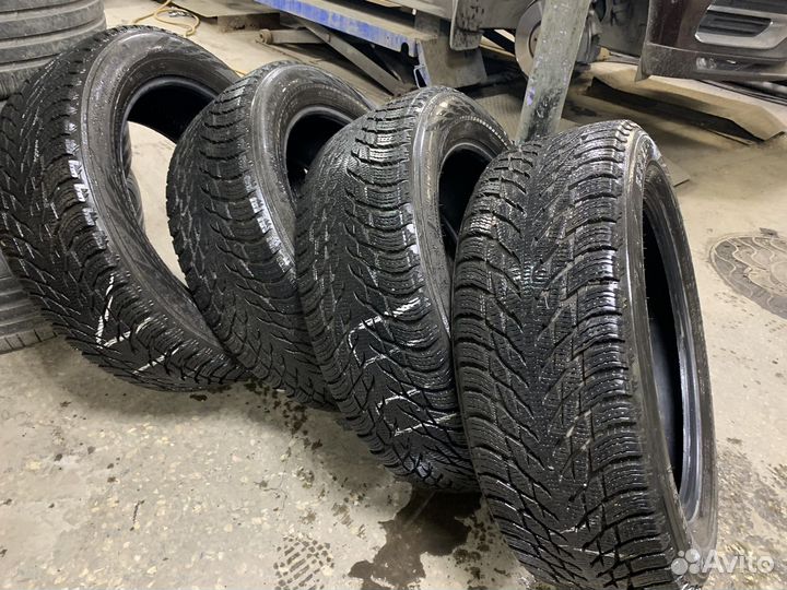 Nokian Tyres Hakkapeliitta R3 SUV 235/55 R19 105R