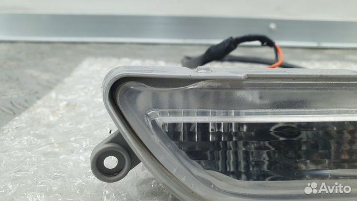 Фонарь заднего хода Kia Quoris 2012