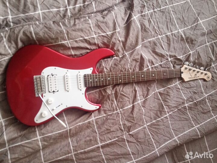 Электро гитара