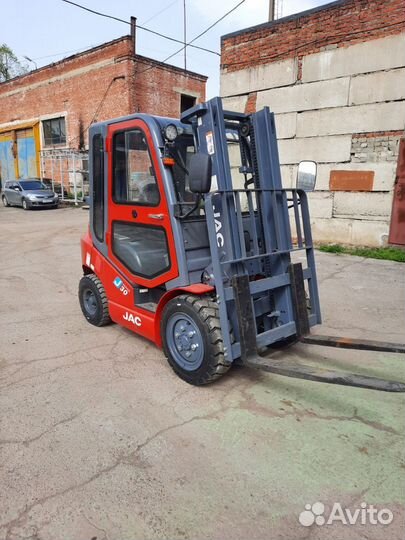 Вилочный погрузчик JAC CPD 15, 2023