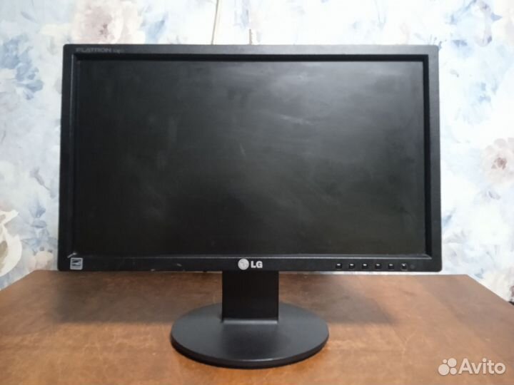 Монитор LG