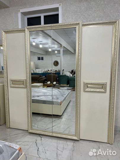 Спальня / Спальный гарнитур