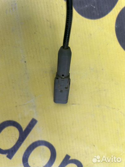 Citroen C4 B7 Передний датчик abs